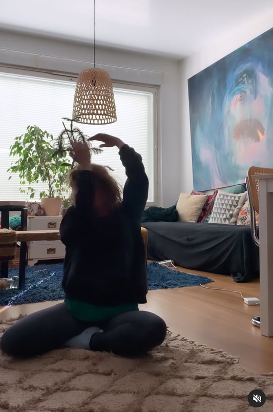 Ensimmäiset sanat (Finnish)